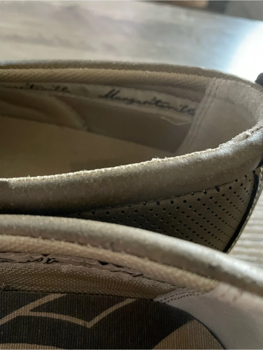 Margaritaville Men’s 11 Tan uprush leather Perforated slip on loafer Boat shoes
